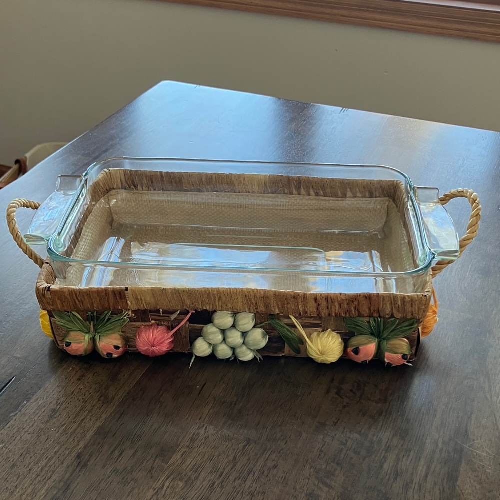VINTAGE Pyrex Ovenware #236 w/Handles and Woven Basket with Fruit Accents 7x11